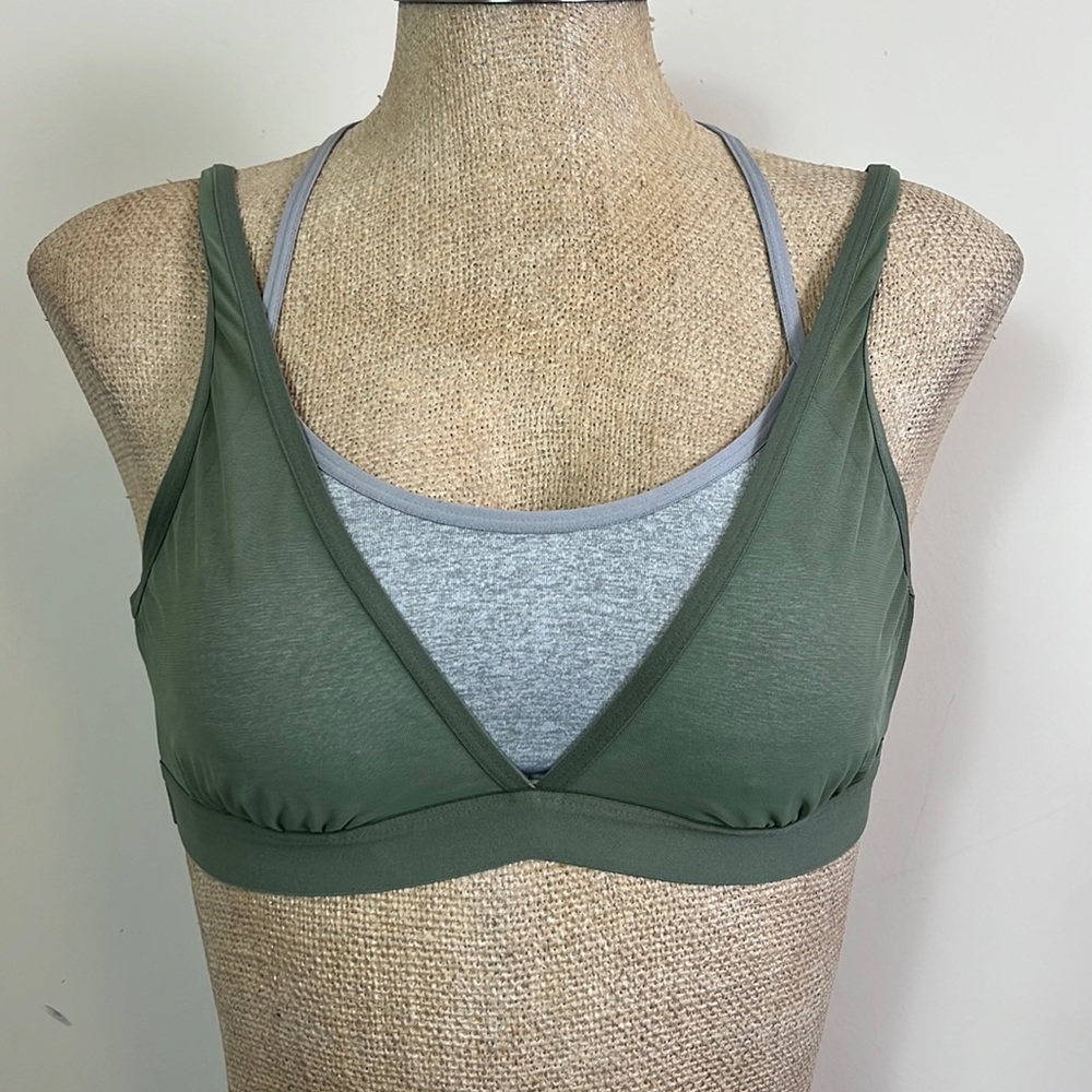 Aerie Sports Bra Women Sz Medium Green Sheer with Gray Built in Bra